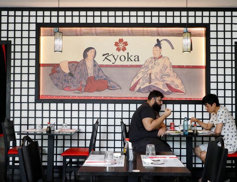 [eating]kyoka-arc-de-triomf